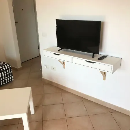 H33 1 Bed Renovated *